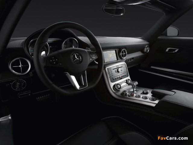 Mercedes-Benz SLS 63 AMG (C197) 2010 photos (640 x 480)