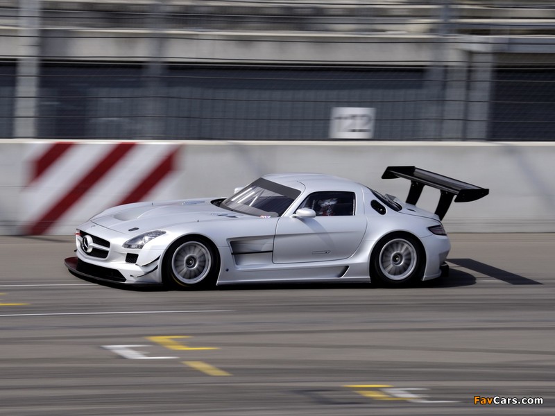 Mercedes-Benz SLS 63 AMG GT3 (C197) 2010 pictures (800 x 600)