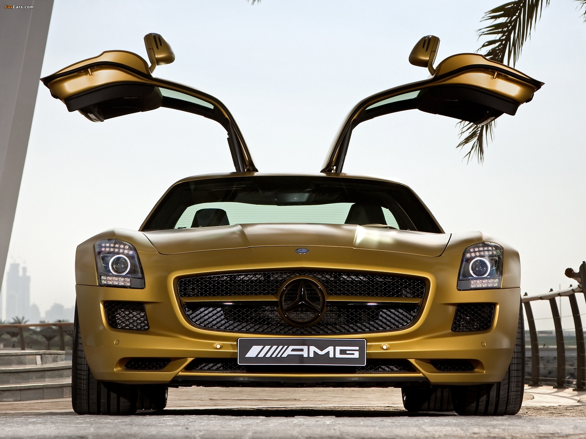 Mercedes-Benz SLS 63 AMG Desert Gold (C197) 2010 pictures (2048 x 1536)