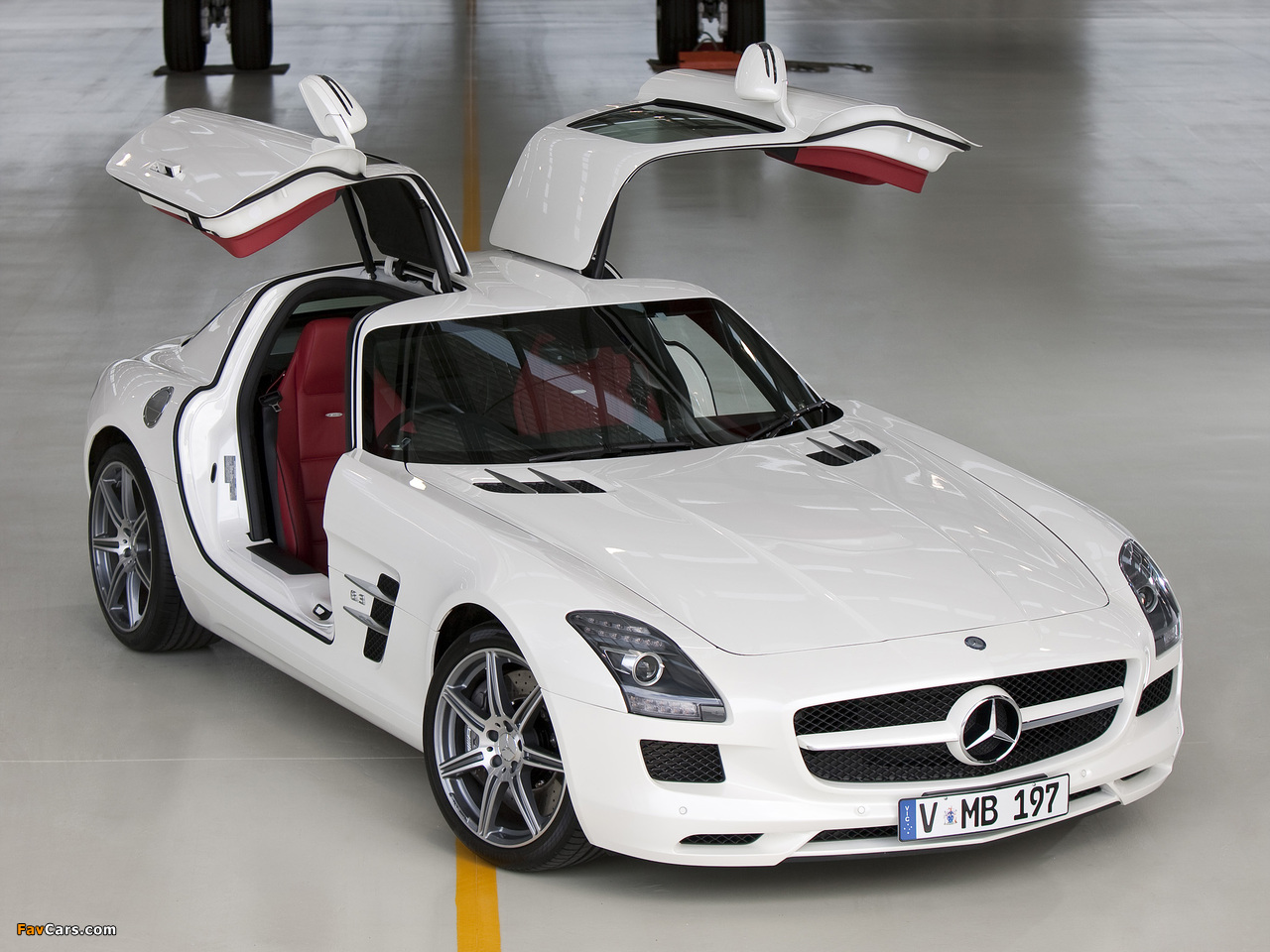 Mercedes-Benz SLS 63 AMG AU-spec (C197) 2010 wallpapers (1280 x 960)