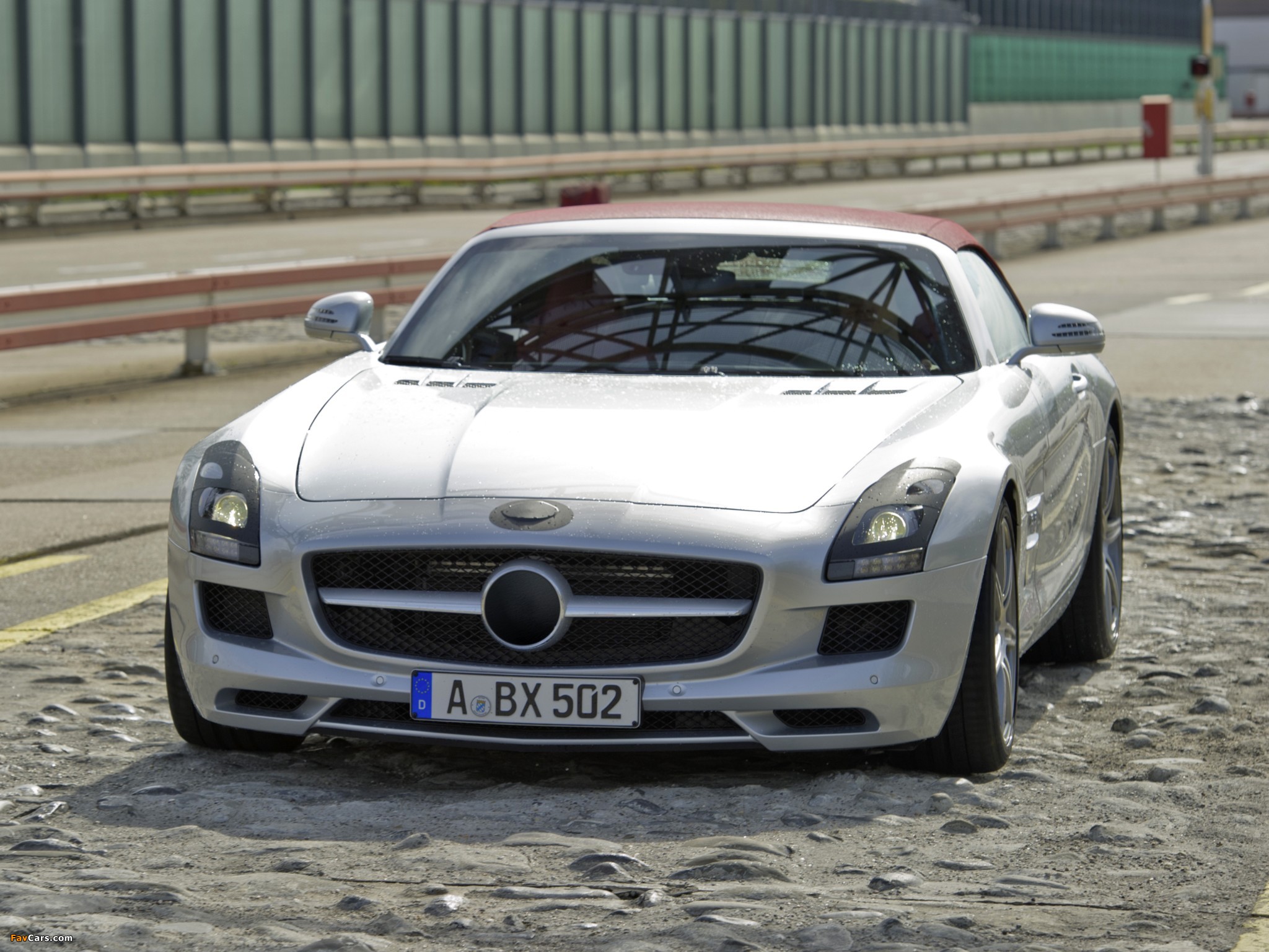 Mercedes-Benz SLS 63 AMG Roadster Prototype (R197) 2011 images (2048 x 1536)