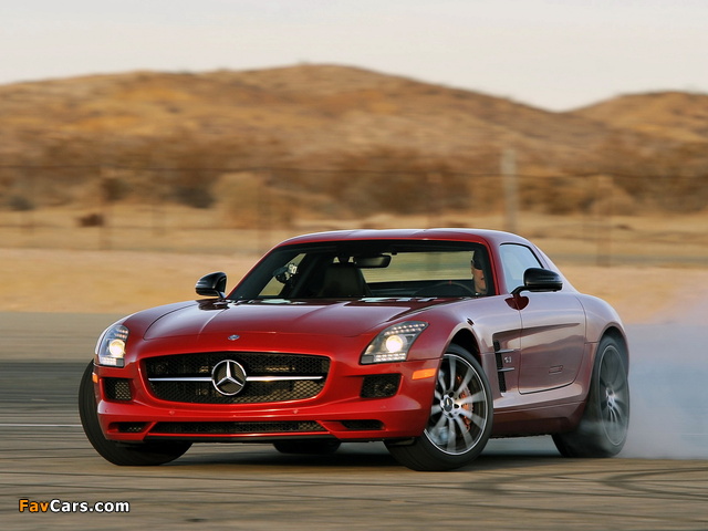 Mercedes-Benz SLS 63 AMG GT US-spec (C197) 2012 images (640 x 480)