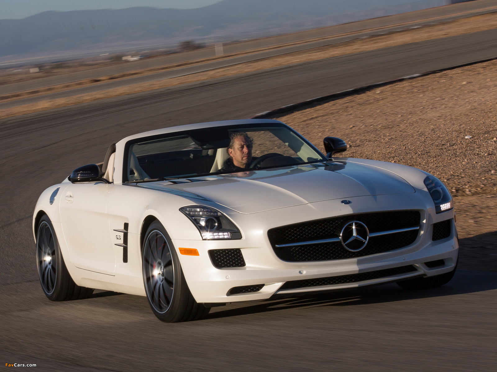 Mercedes-Benz SLS 63 AMG GT Roadster US-spec (R197) 2012 images (1600 x 1200)