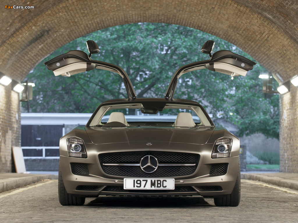 Mercedes-Benz SLS 63 AMG GT UK-spec (C197) 2012 photos (1024 x 768)