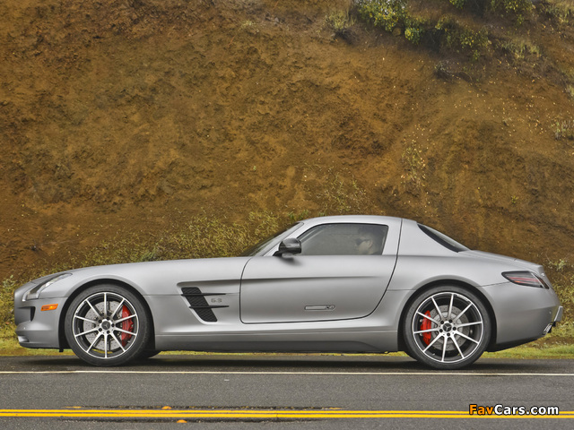 Mercedes-Benz SLS 63 AMG GT US-spec (C197) 2012 pictures (640 x 480)