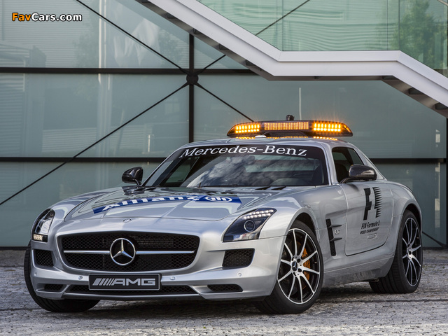 Mercedes-Benz SLS 63 AMG GT F1 Safety Car (C197) 2012 pictures (640 x 480)