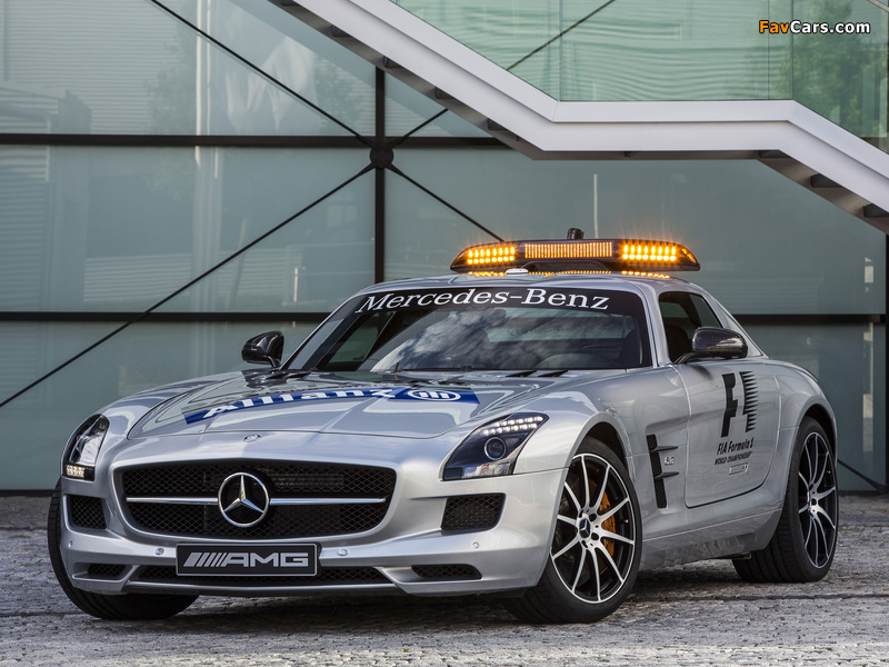 Mercedes-Benz SLS 63 AMG GT F1 Safety Car (C197) 2012 pictures (800 x 600)