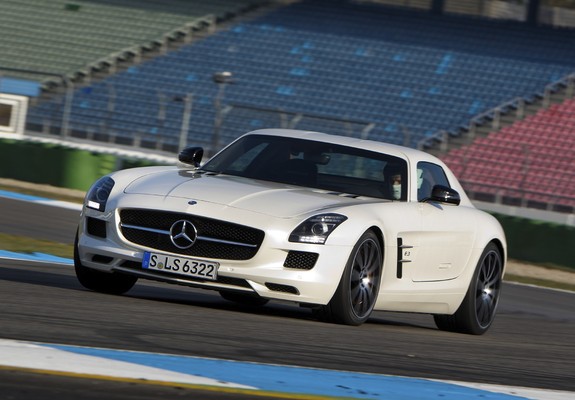 Mercedes-Benz SLS 63 AMG GT (C197) 2012 wallpapers