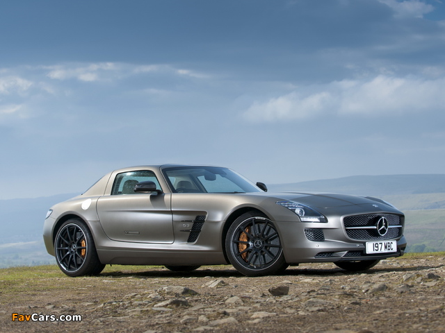 Mercedes-Benz SLS 63 AMG GT UK-spec (C197) 2012 wallpapers (640 x 480)