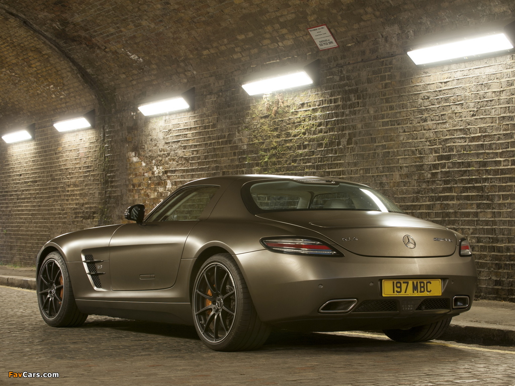 Mercedes-Benz SLS 63 AMG GT UK-spec (C197) 2012 wallpapers (1024 x 768)