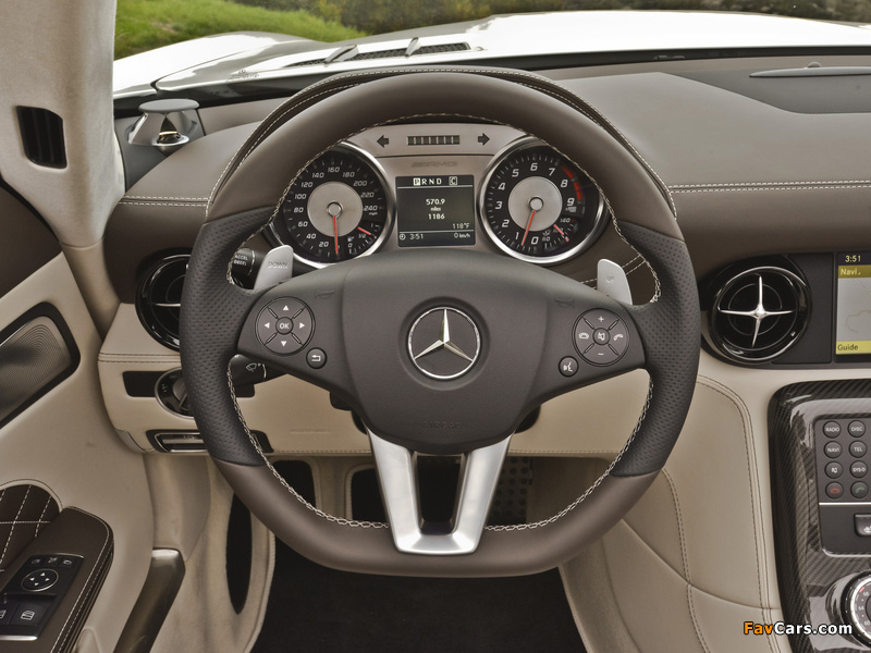 Mercedes-Benz SLS 63 AMG GT Roadster US-spec (R197) 2012 wallpapers (800 x 600)