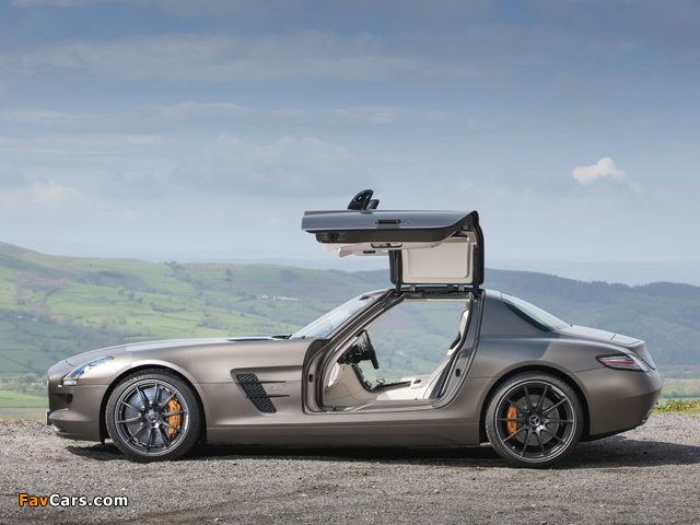 Mercedes-Benz SLS 63 AMG GT UK-spec (C197) 2012 wallpapers (640 x 480)