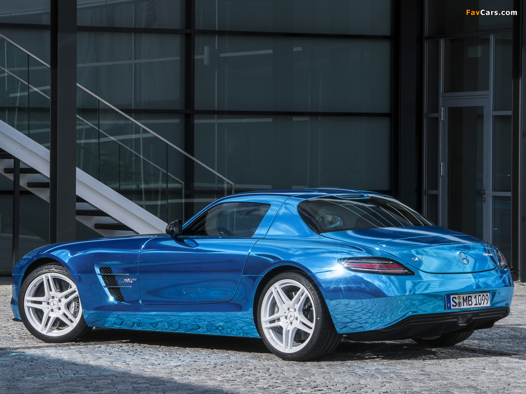 Mercedes-Benz SLS AMG Electric Drive (C197) 2013 wallpapers (1024 x 768)