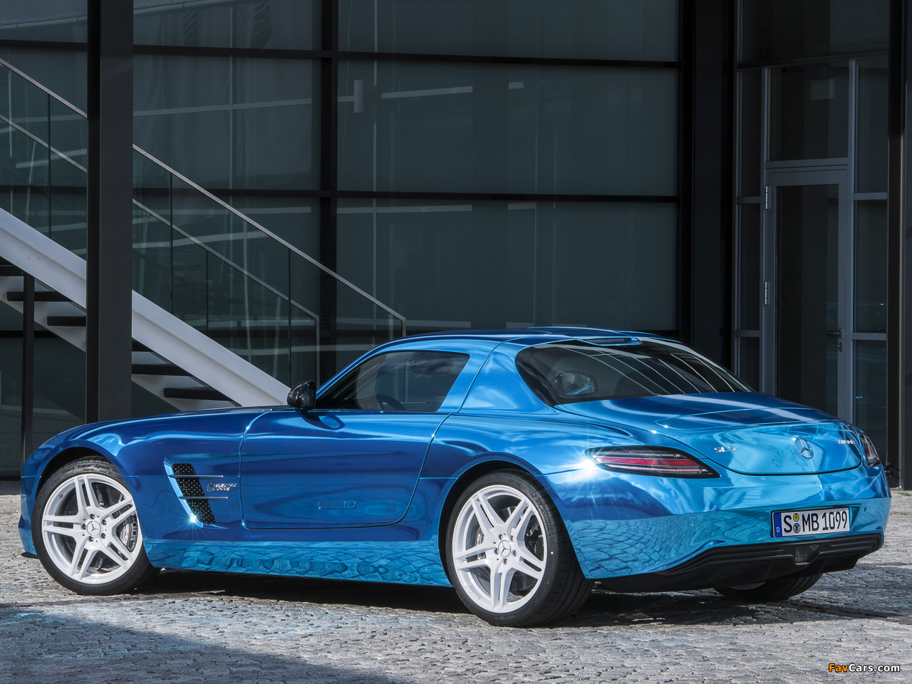 Mercedes-Benz SLS AMG Electric Drive (C197) 2013 wallpapers (1280 x 960)