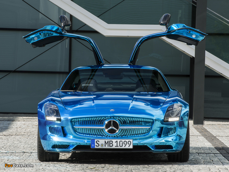 Mercedes-Benz SLS AMG Electric Drive (C197) 2013 wallpapers (800 x 600)