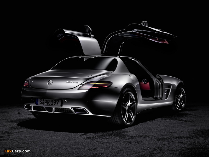 Photos of Mercedes-Benz SLS 63 AMG (C197) 2010 (800 x 600)