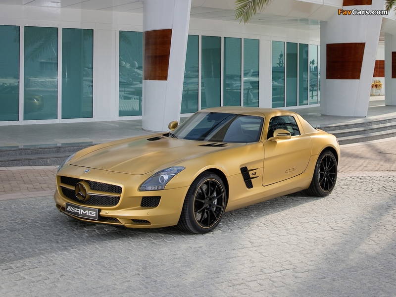 Photos of Mercedes-Benz SLS 63 AMG Desert Gold (C197) 2010 (800 x 600)