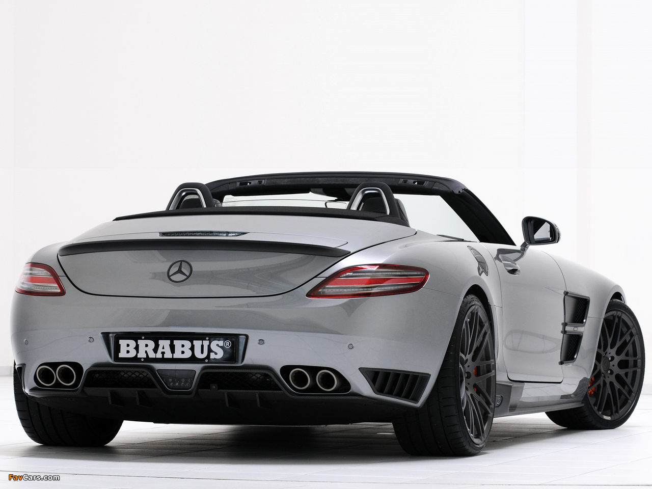 Photos of Brabus Mercedes-Benz SLS 63 AMG Roadster (R197) 2011 (1280 x 960)