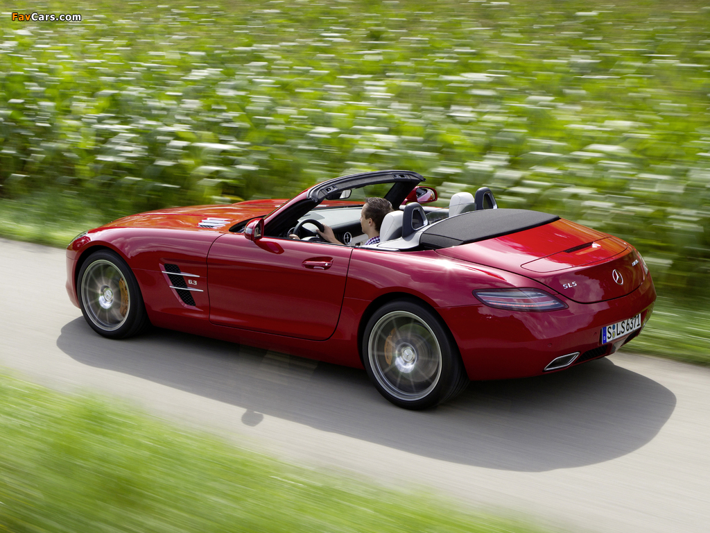 Photos of Mercedes-Benz SLS 63 AMG Roadster (R197) 2011–13 (1024 x 768)