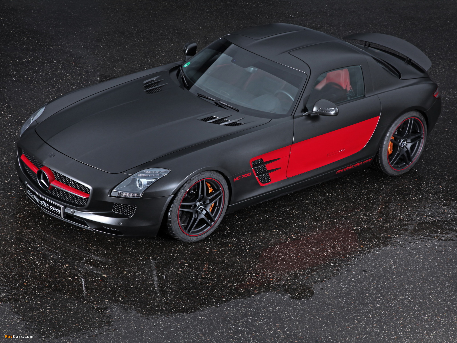 Photos of Mcchip-DKR Mercedes-Benz SLS 63 AMG MC 700 (C197) 2012 (1600 x 1200)