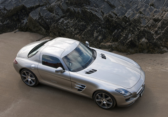 Pictures of Mercedes-Benz SLS 63 AMG UK-spec (C197) 2010