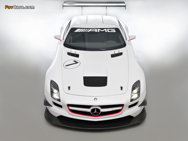 Pictures of Mercedes-Benz SLS 63 AMG GT3 (C197) 2010 (640 x 480)