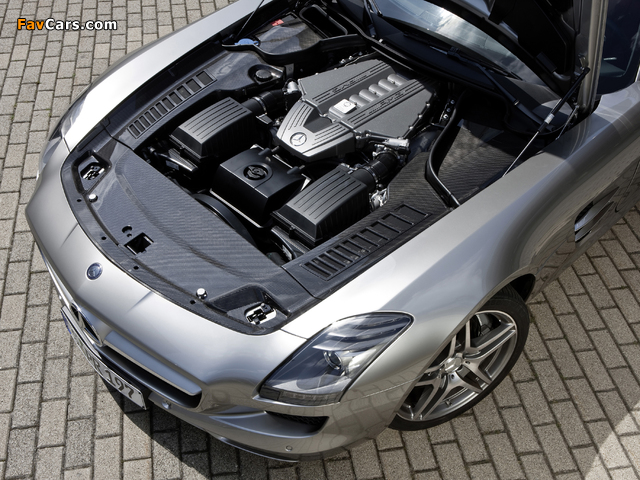 Pictures of Mercedes-Benz SLS 63 AMG (C197) 2010–14 (640 x 480)