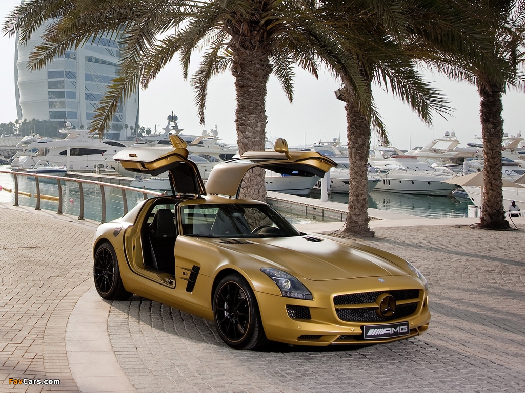 Pictures of Mercedes-Benz SLS 63 AMG Desert Gold (C197) 2010 (1024 x 768)