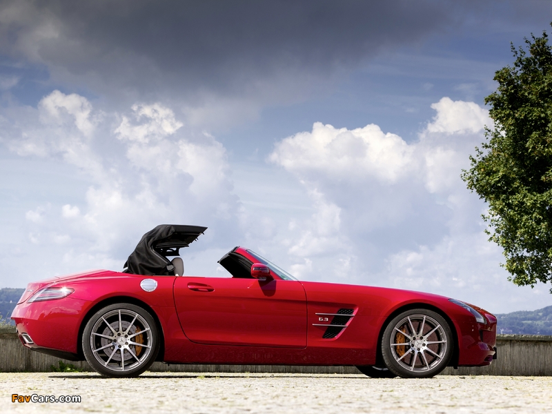 Pictures of Mercedes-Benz SLS 63 AMG Roadster (R197) 2011–13 (800 x 600)