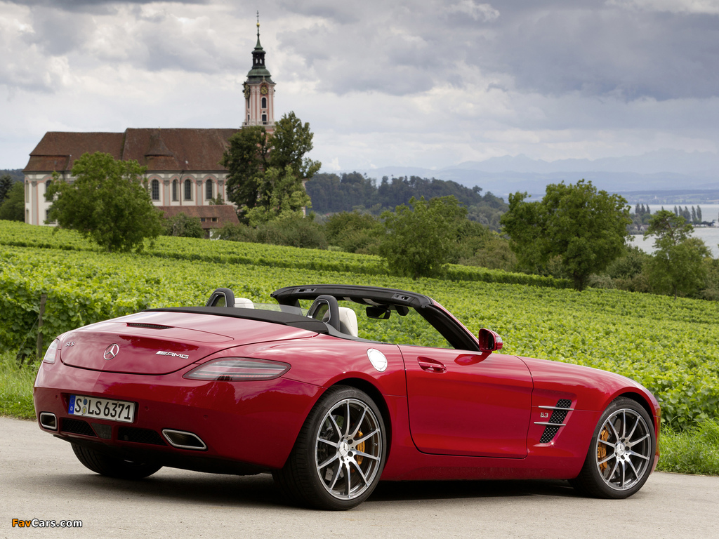 Pictures of Mercedes-Benz SLS 63 AMG Roadster (R197) 2011 (1024 x 768)