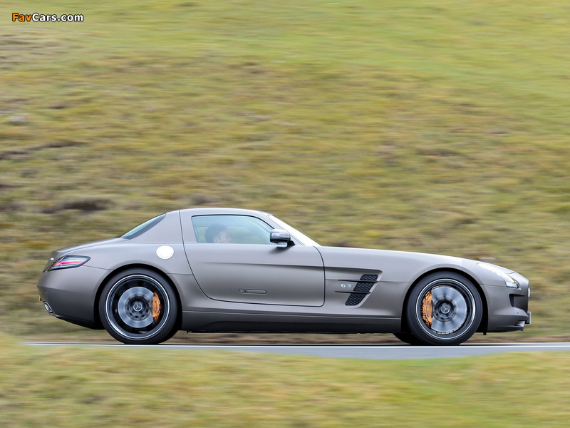 Pictures of Mercedes-Benz SLS 63 AMG GT UK-spec (C197) 2012 (800 x 600)