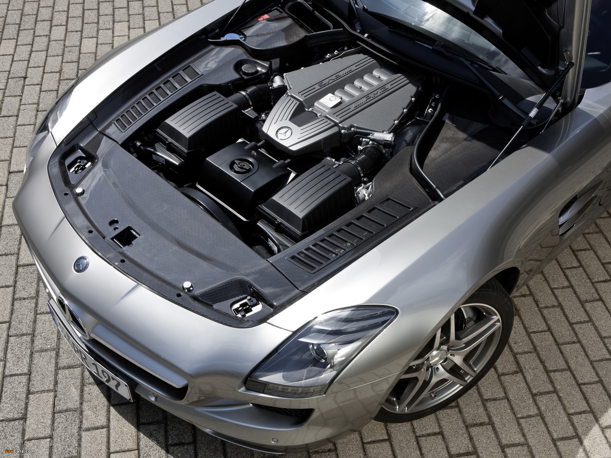 Mercedes-Benz SLS 63 AMG (C197) 2010 wallpapers (2048 x 1536)