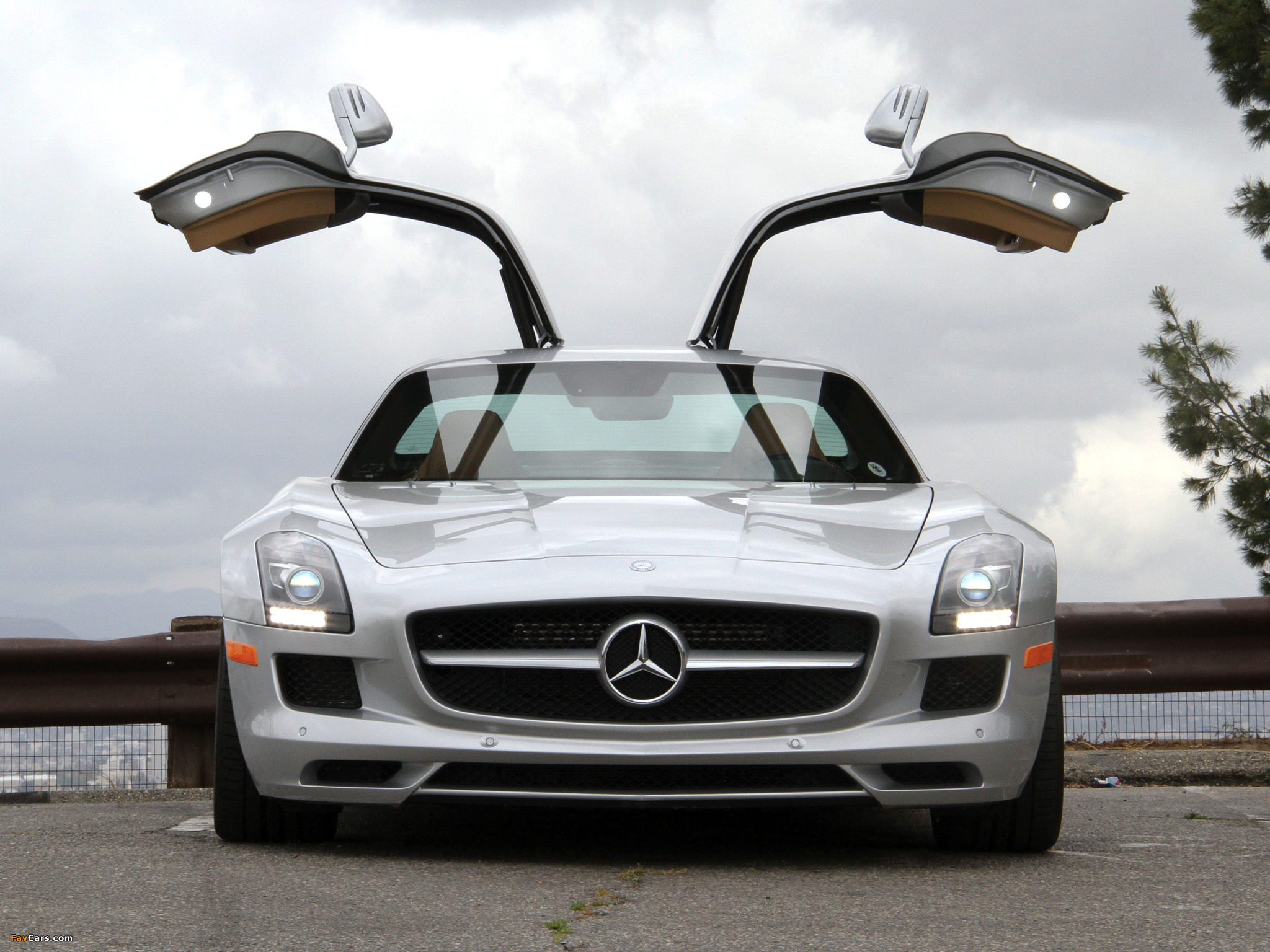 Mercedes-Benz SLS 63 AMG US-spec (C197) 2010 wallpapers (2048 x 1536)