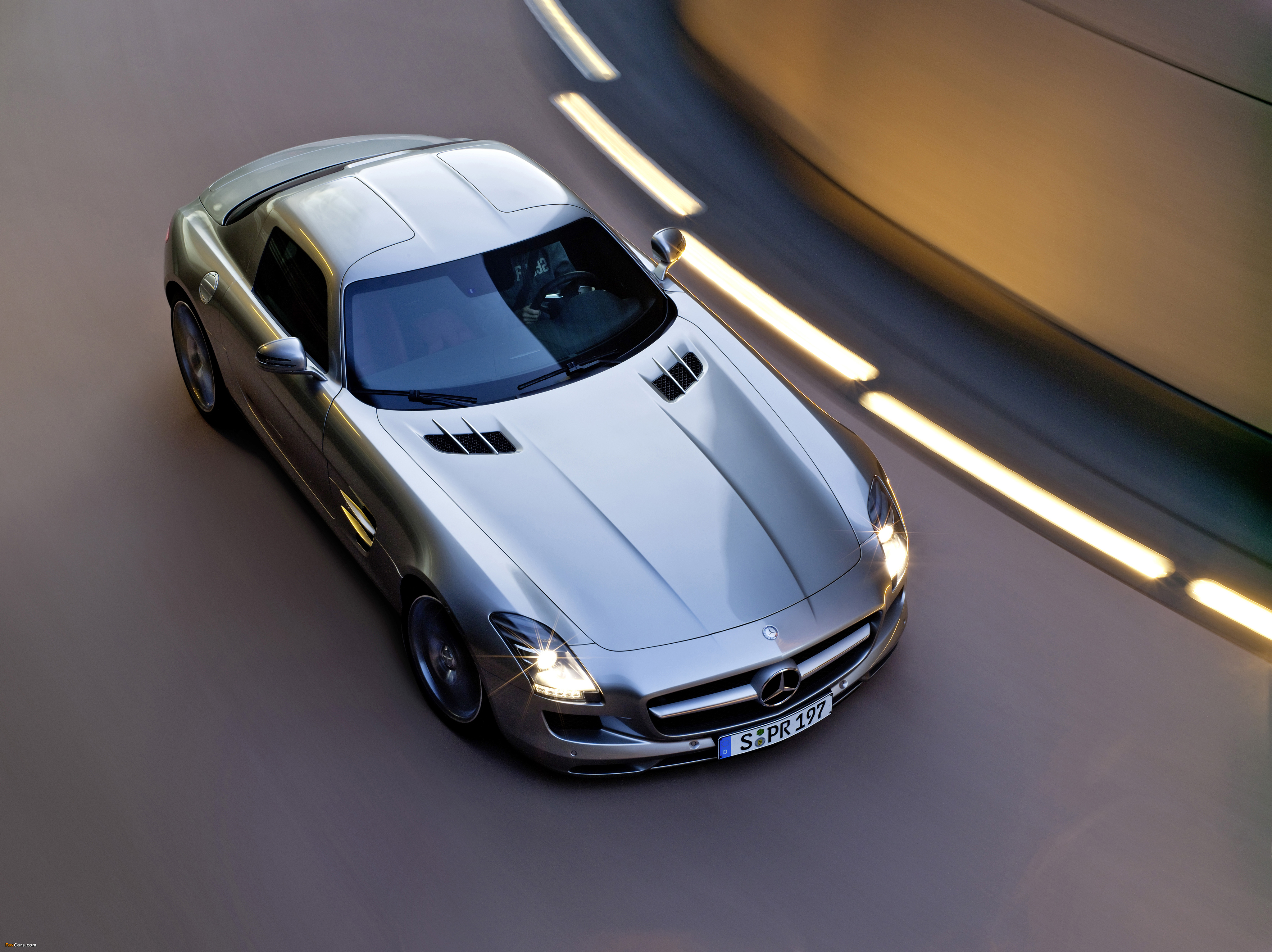 Mercedes-Benz SLS 63 AMG (C197) 2010–14 wallpapers (4096 x 3066)