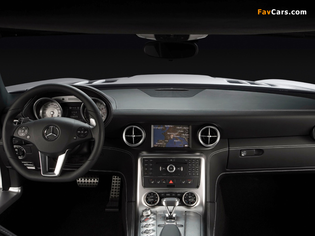 Mercedes-Benz SLS 63 AMG (C197) 2010 wallpapers (640 x 480)