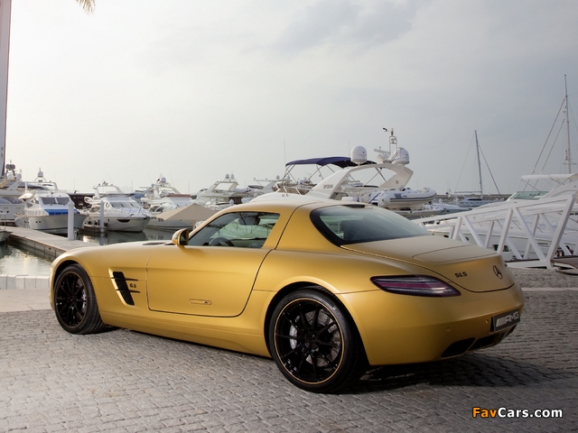 Mercedes-Benz SLS 63 AMG Desert Gold (C197) 2010 wallpapers (640 x 480)
