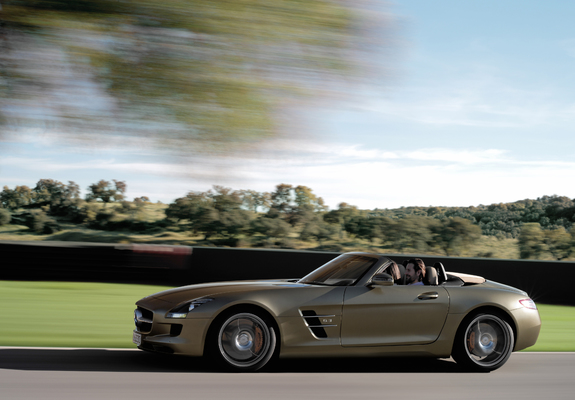 Mercedes-Benz SLS 63 AMG Roadster (R197) 2011–13 wallpapers