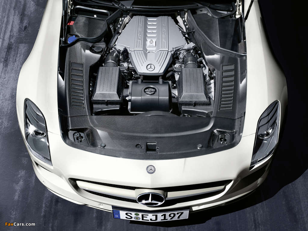 Mercedes-Benz SLS 63 AMG Roadster (R197) 2011–13 wallpapers (1024 x 768)