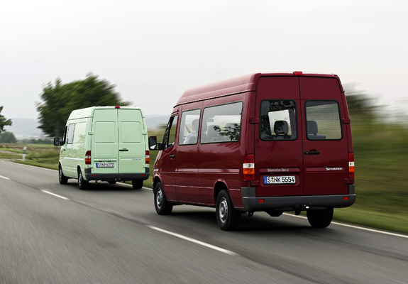 Images of Mercedes-Benz Sprinter 2000