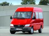 Images of Mercedes-Benz Sprinter 2000–06