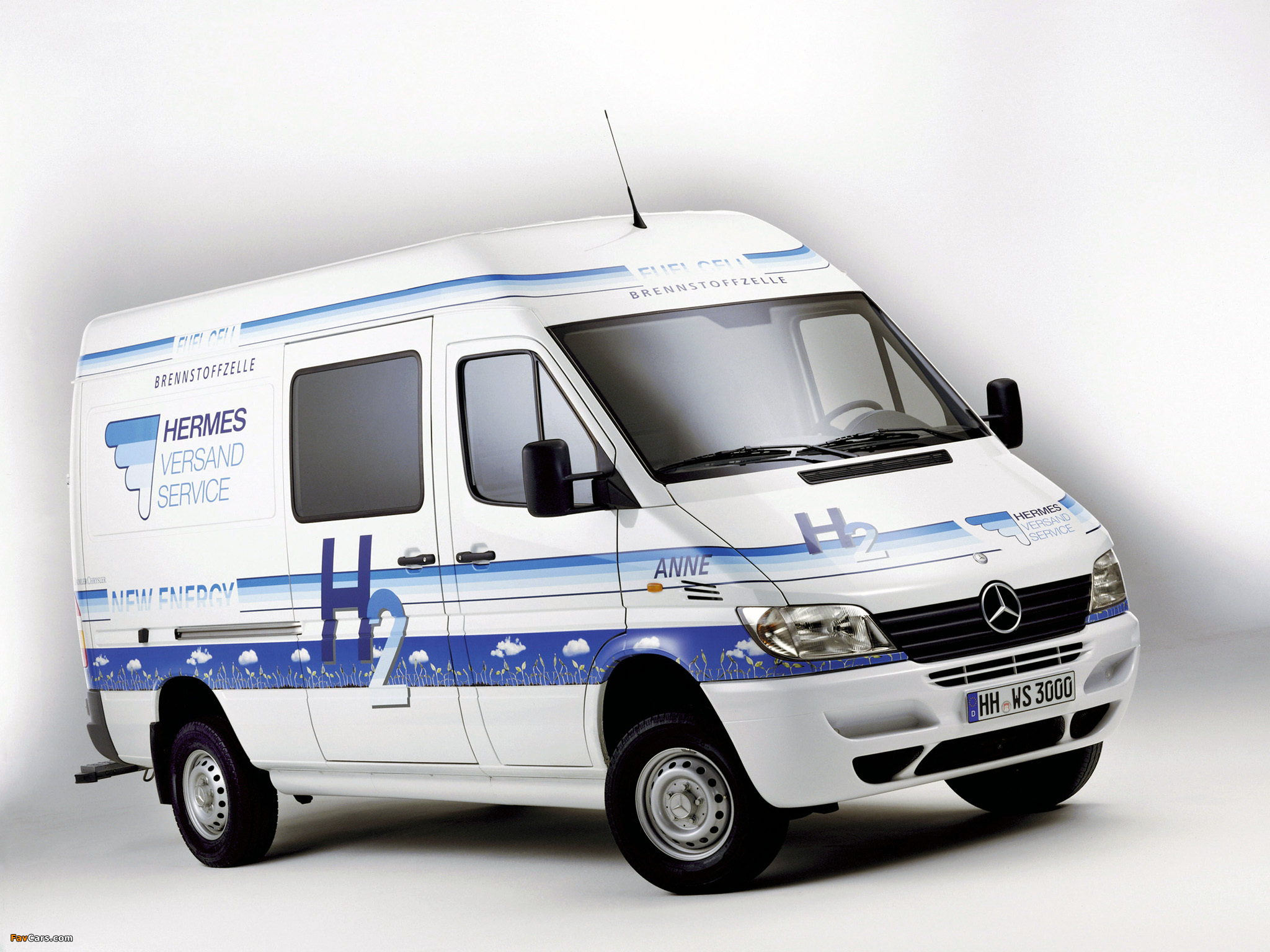 Images of Mercedes-Benz Sprinter Fuel Cell Drive System Concept 2001 (2048 x 1536)