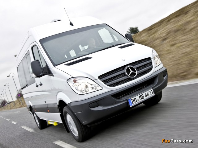 Images of Mercedes-Benz Sprinter Transfer 23 (W906) 2006–13 (640 x 480)