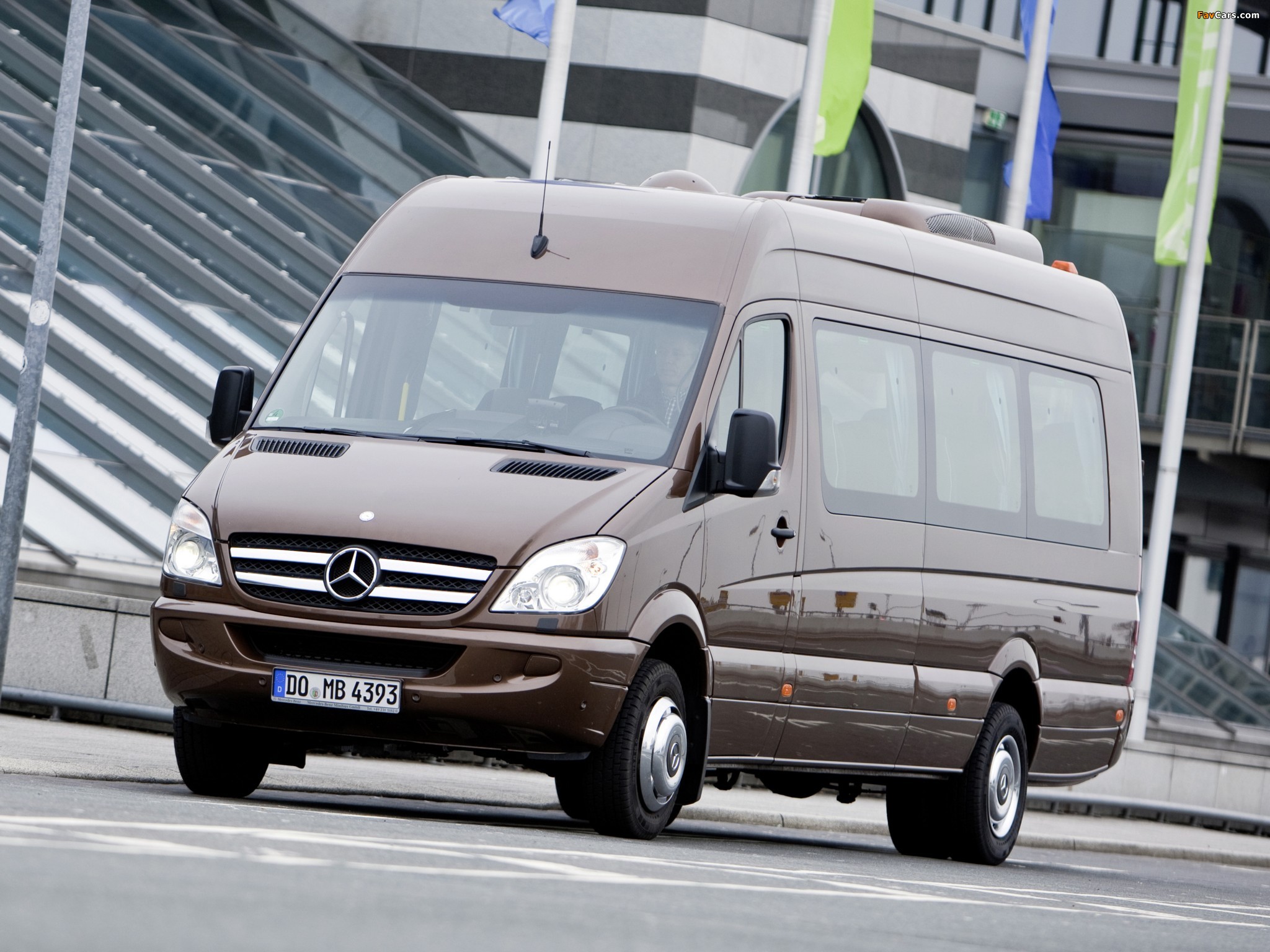 Images of Mercedes-Benz Sprinter Travel 45 (W906) 2006–13 (2048 x 1536)