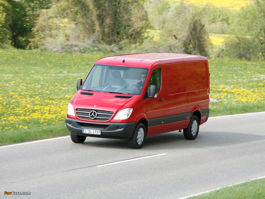 Images of Mercedes-Benz Sprinter Van (W906) 2006–13 (1024 x 768)
