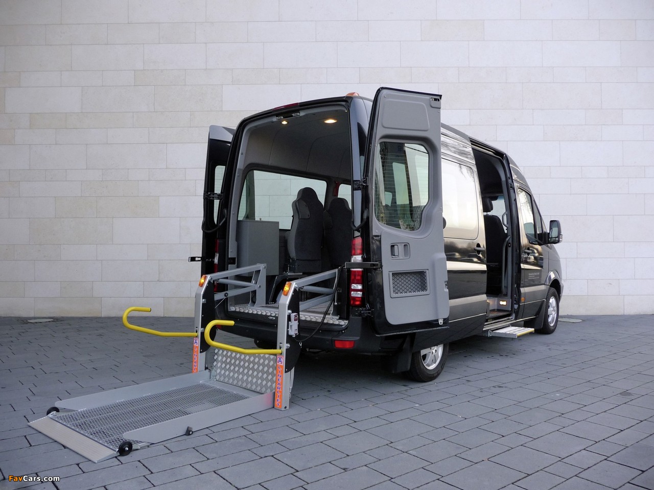 Images of Mercedes-Benz Sprinter Mobility 23 (W906) 2006–13 (1280 x 960)