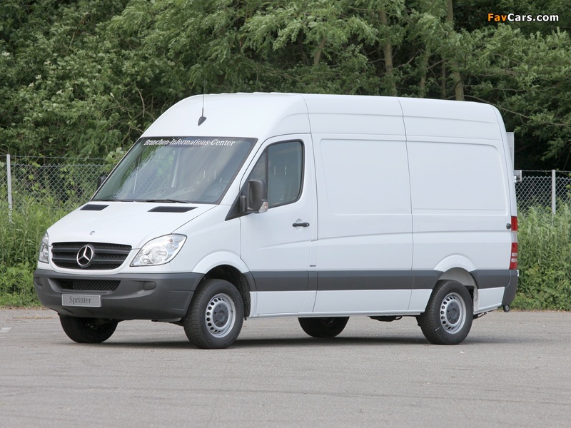 Images of Mercedes-Benz Sprinter High Roof Van (W906) 2006–13 (800 x 600)