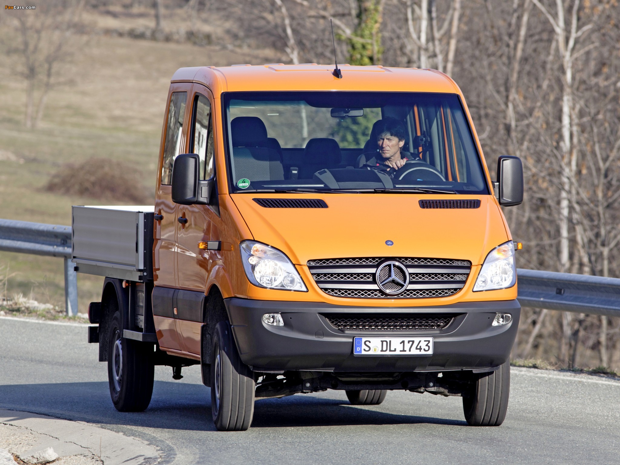 Images of Mercedes-Benz Sprinter Double Cab Dropside 4x4 (W906) 2009–13 (2048 x 1536)