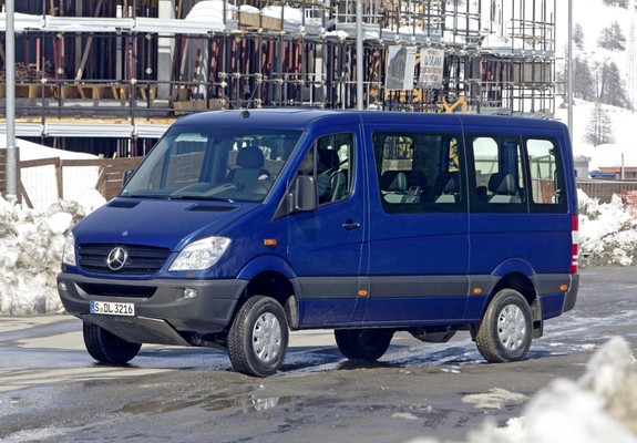 Images of Mercedes-Benz Sprinter 4x4 (W906) 2009–13