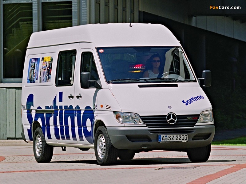 Mercedes-Benz Sprinter Van 2000–06 images (800 x 600)