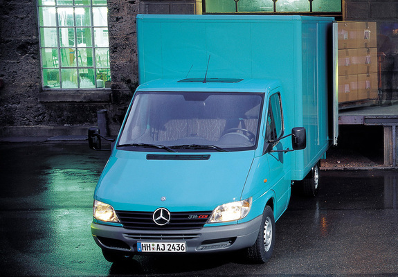 Mercedes-Benz Sprinter Chassis 2000–06 photos